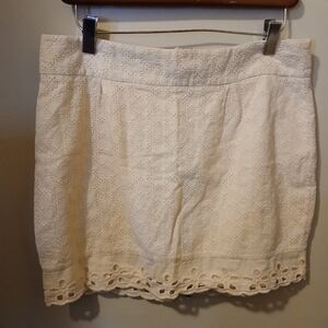 ByCorpus Elegant Cream Lace Skirt